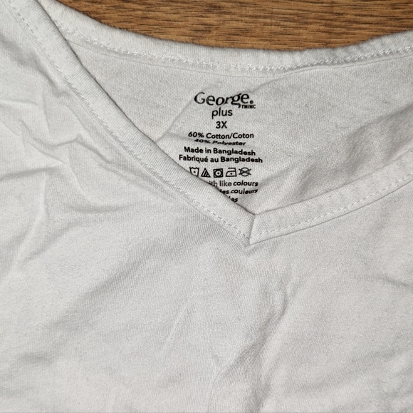 Black and White T-shirts bundle - Picture 7 of 11